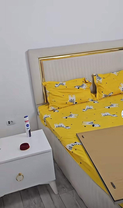 Cum arată vila cu 2 etaje a lui Melek. Văduva lui Dani Vicol a renovat-o după bunul său plac
