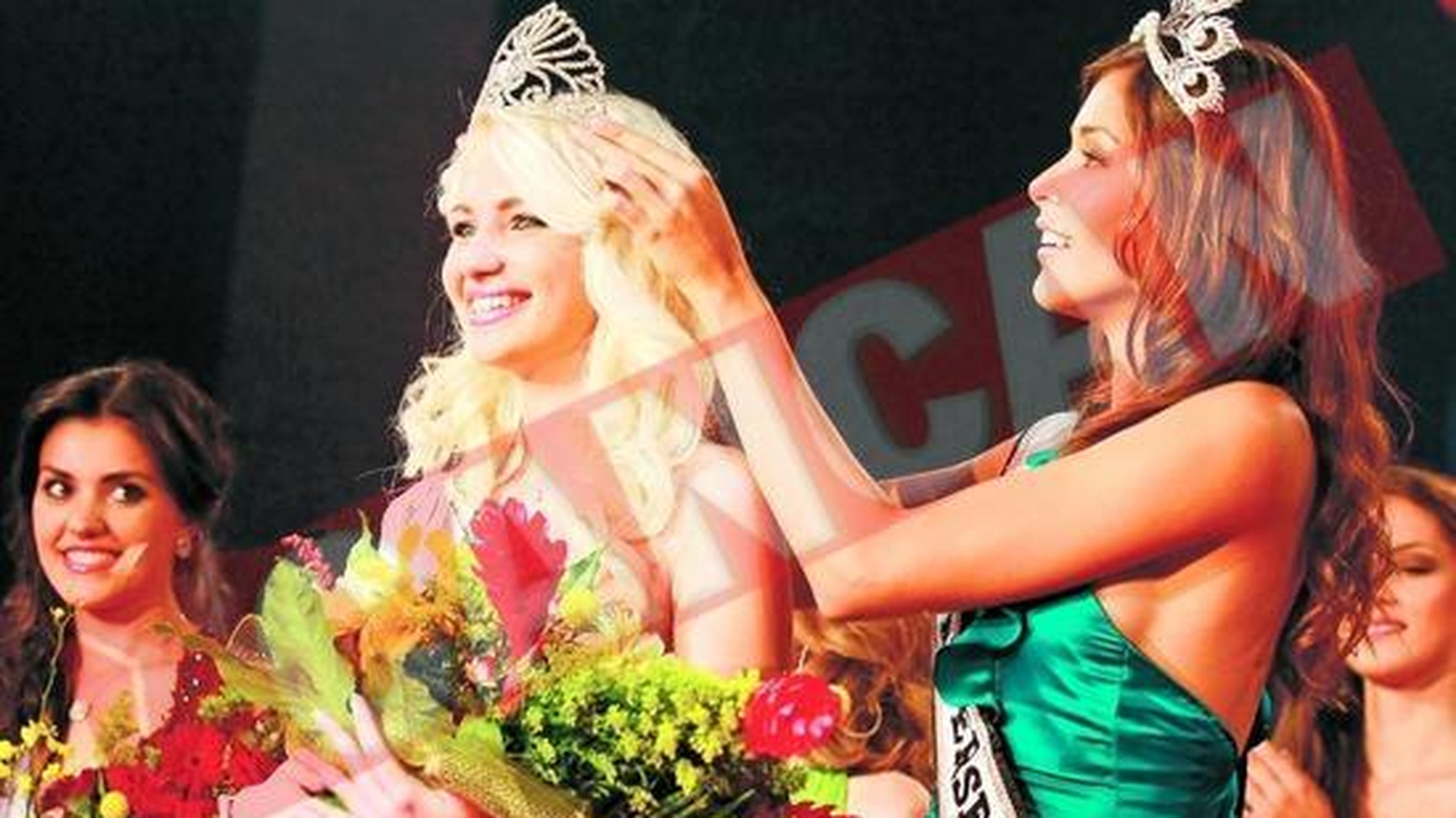 "Miss Universe Romania 2009" a luat o masina de 30.000 de euro si un ceas cu diamante