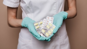 Ce salariu are o farmacistă de la Dr. Max? De necrezut cât câştigă cele de la Belladonna