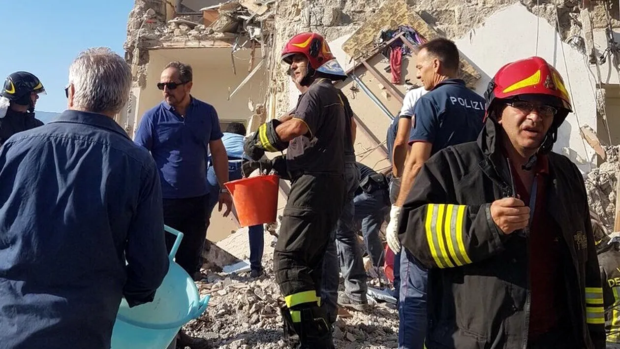 O clădire cu patru etaje din Italia s-a prăbuşit! Mai multe persoane au dispărut