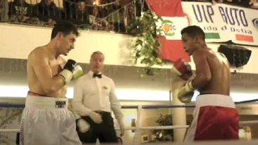 Luigi, un boxer italian, continuă să urce în ring de aproape 20 de ani, fără să câștige. Cât primește pentru fiecare luptă