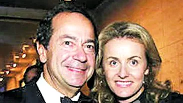 Barbatul celei mai bogate romance din lume, in topul miliardarilor care au pierdut cel mai mult in 2011! Sotii Paulson, mai saraci cu 3,5 miliarde $