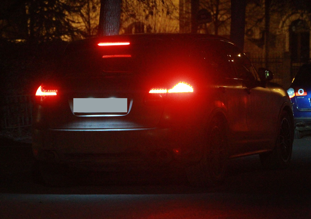 Mihai Bălașa conduce un Porsche Cayenne