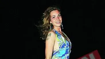 Dana Marijuana s-a batut cu tatal ei