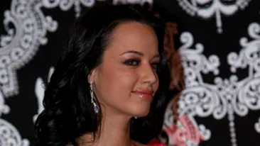 Andreei Raicu nu ii este teama de gura lumii! Nu vrea sa fie singura in doi