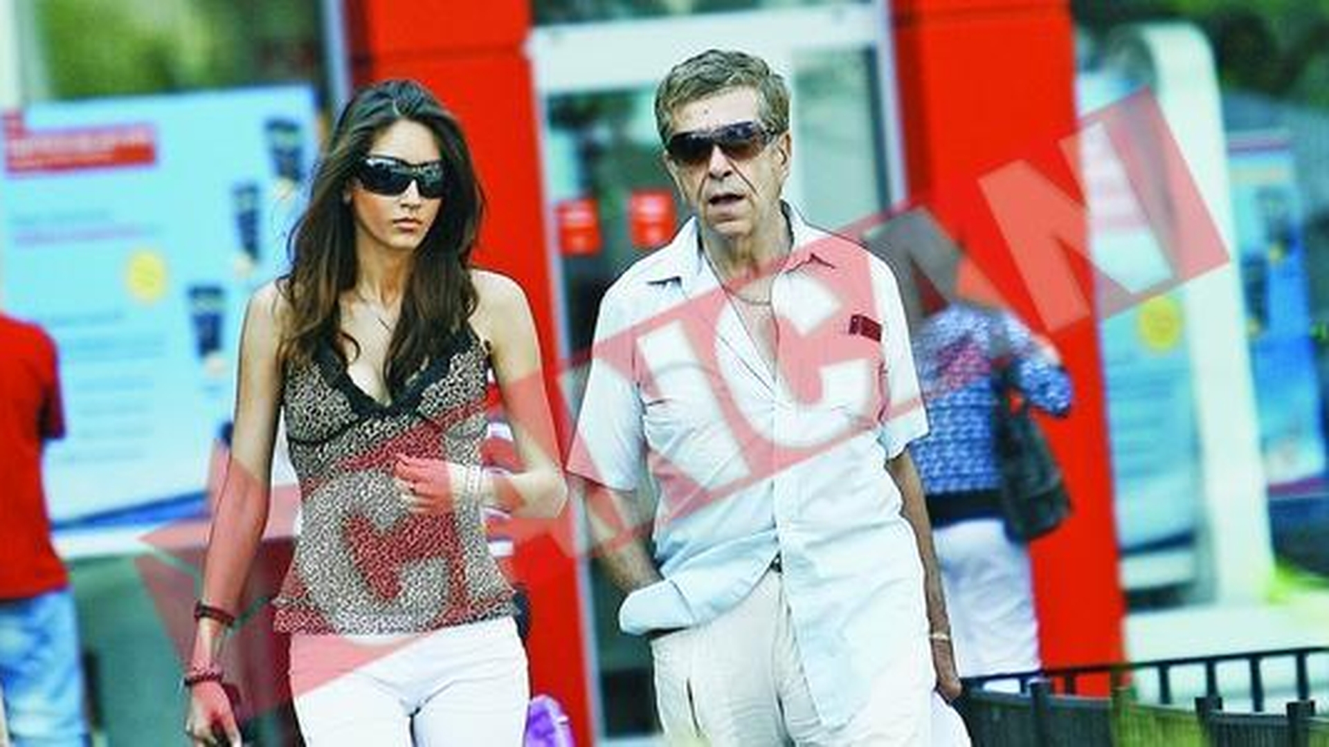 Ion Dichiseanu a bagat divort de sotia infidela