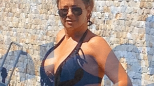 Seicii vor innebuni! Dupa ce sotul a incheiat un contract de milioane la Dubai, Prodanca se balaceste, c-are parai!