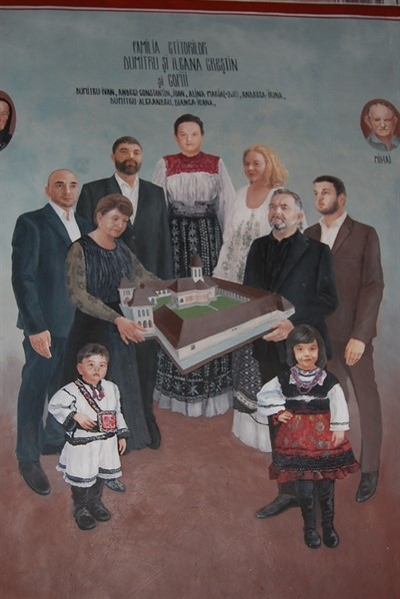 Familia ctitorului este pictată în biserică
