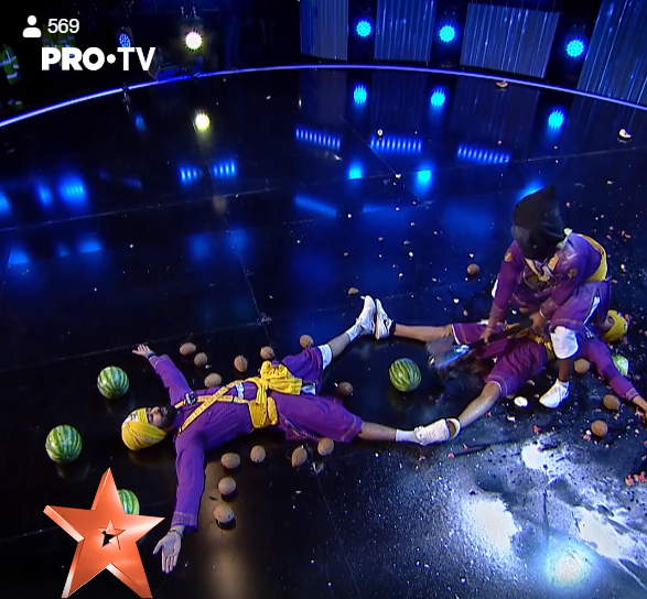 ”Românii au talent”. Jurații și publicul s-au îngrozit: ”Doamne ferește, mi-e frică! I-a rupt piciorul!” VIDEO