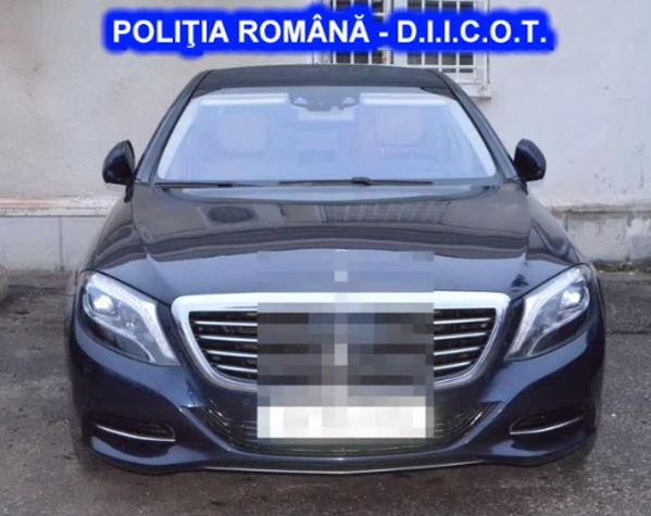 Un bărbat din anturajul lui Adrian Mutu a fost reținut pentru trafic de droguri