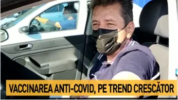 S-a deschis centrul de  vaccinare Drive thru de la Deva. Cum se simte prima persoană imunizată