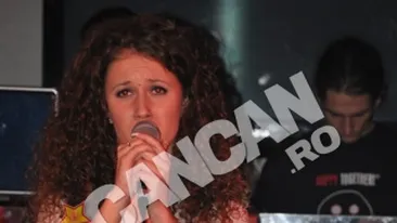 VIDEO Iti era dor de Alexandra Craescu? Vezi aici cum a evoluat de cand a parasit Vocea Romaniei, sezonul I