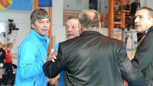 Exclusiv. Scene tensionate în Liga Naţională! Tatăl handbalistei moarte acum un an: ”S-a luat de barba mea...” 