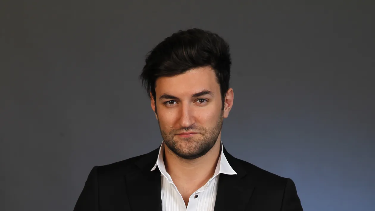 A fost la un pas de a-si rata cariera muzicala! Vezi pentru ce post a depus CV Smiley cu un an inainte sa se lanseze in showbiz