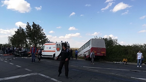 Accident extrem de grav la Constanţa! Trei morţi şi opt răniţi până în acest moment