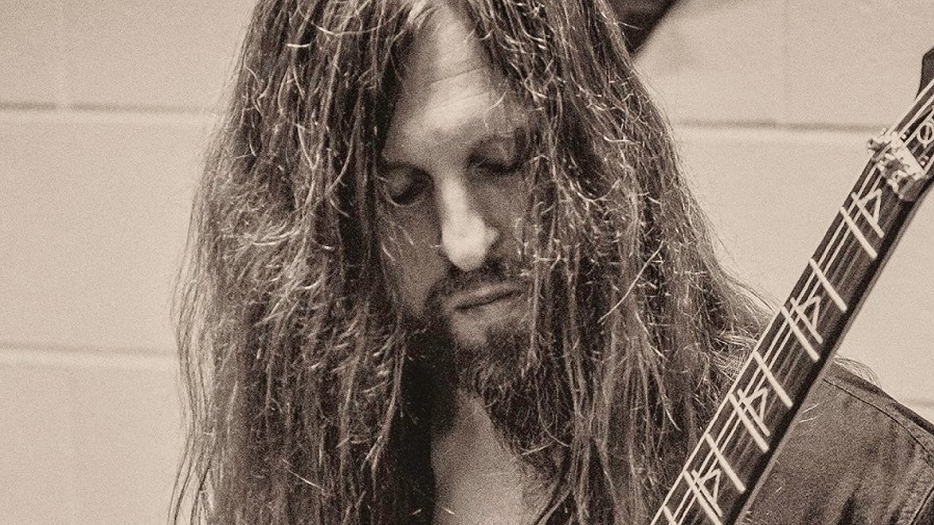 Doliu în lumea muzicii! Oli Herbert, chitaristul trupei "All That Remains", a murit la 44 de ani