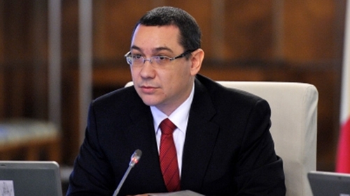 Ce cadou face Victor Ponta copiilor din mediul rural