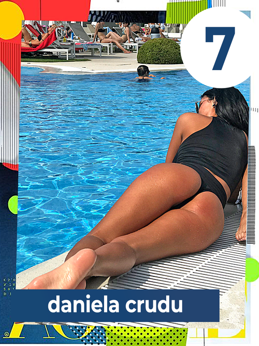 Top 30 sexy-vedete „prinse” în „buza” mării sau pe marginea piscinei