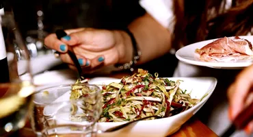 Mâncare la pachet din restaurant, în propria caserola. Directiva venită de la UE