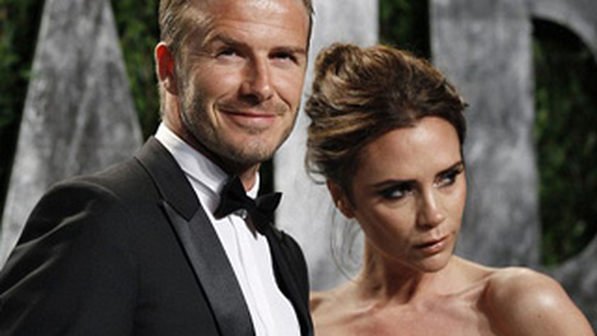 Victoria Beckham nu a fost in stare sa schiteze un zambet nici macar la Oscaruri. Vezi cum s-a comportat David!