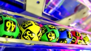 Loto 6 din 49. Tragerile speciale de Paște au premii uriașe pentru Loto 6 din 49