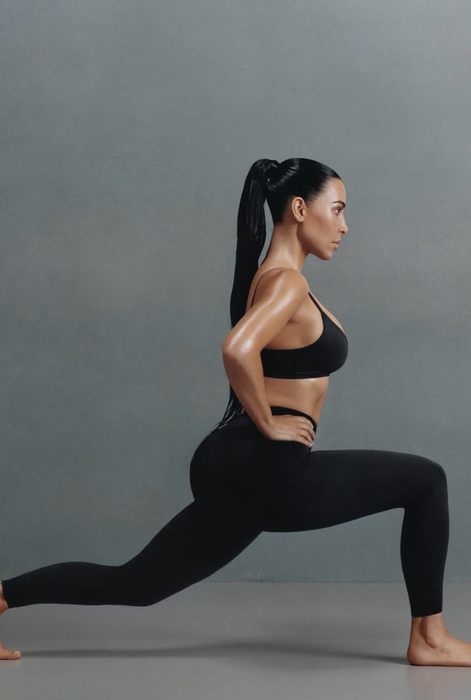 Kim Kardashian vrea să dea lovitura cu cei mai îndrăzneți colanți din lume! Nu ascund nimic