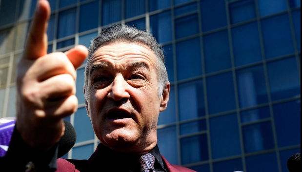 Becali susține că directorii de penitenciare sunt ”un fel de criminali”