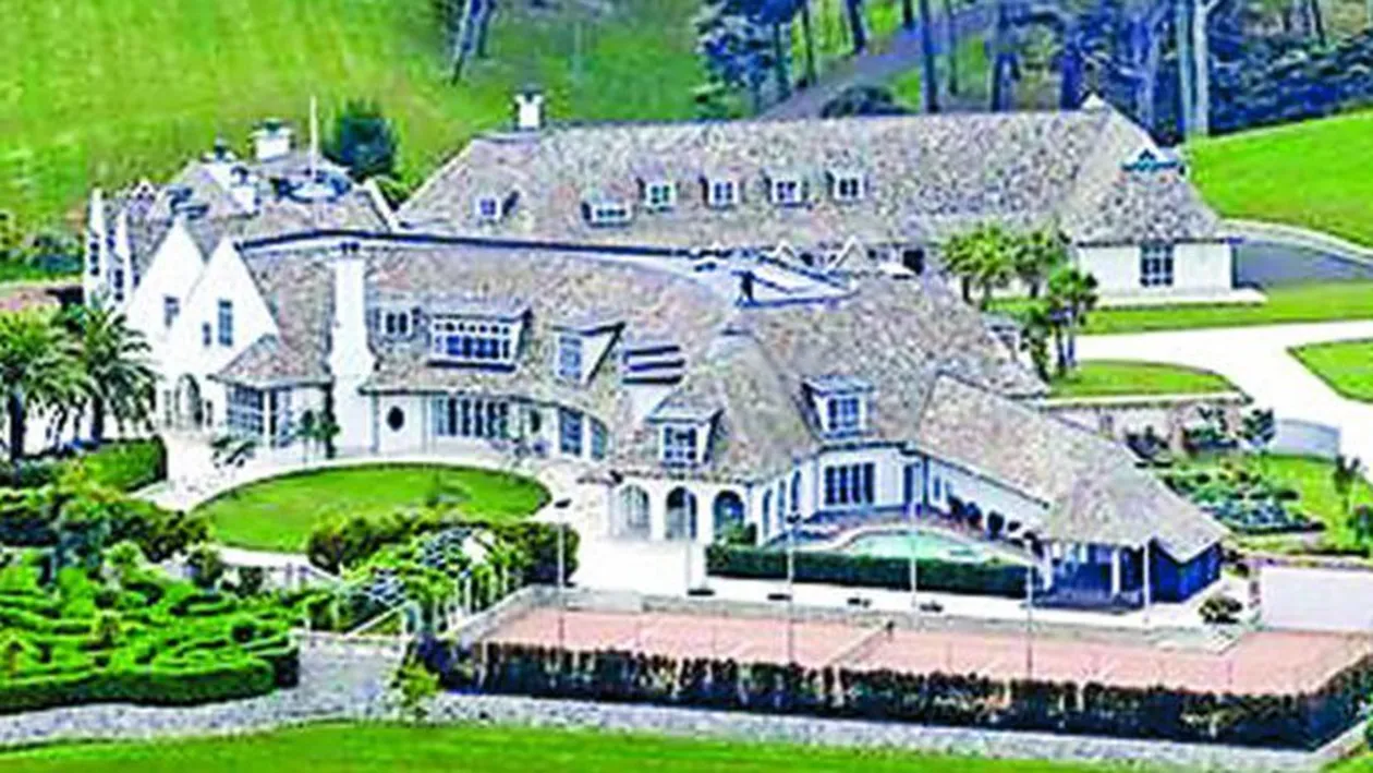 Infractorul infractorilor si-a luat vila de 30 de milioane $