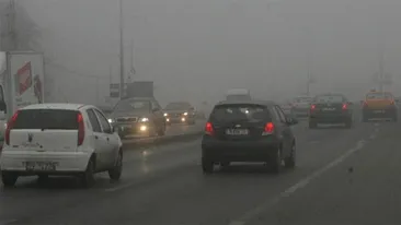 Atenţie, şoferi! Cod galben de ceaţă, duminică dimineaţă, în Bucureşti şi peste 20 de judeţe
