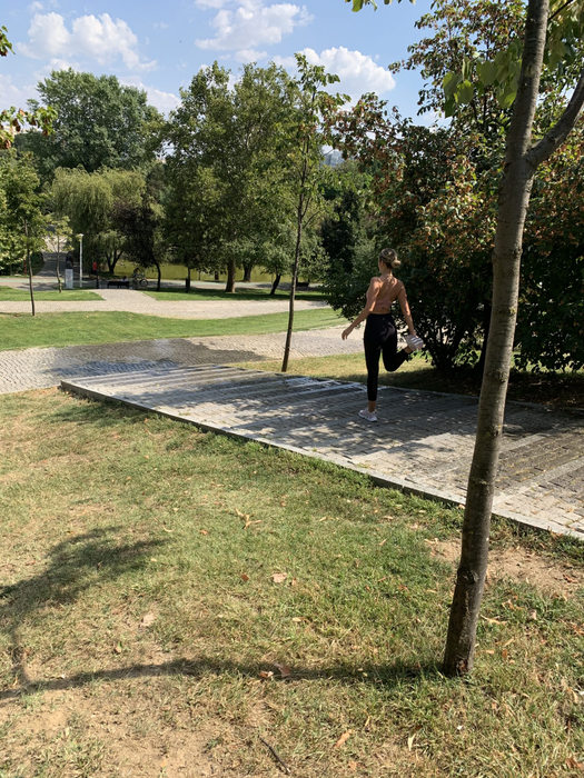 Otniela Sandu, sport “periculos” în parc