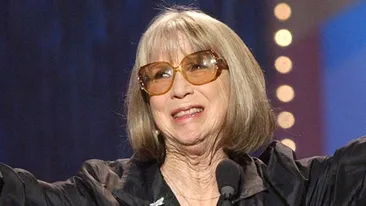 Tragedie in lumea filmului! Actriţa americană Julie Harris, deţinătoare a cinci premii Tony, a murit