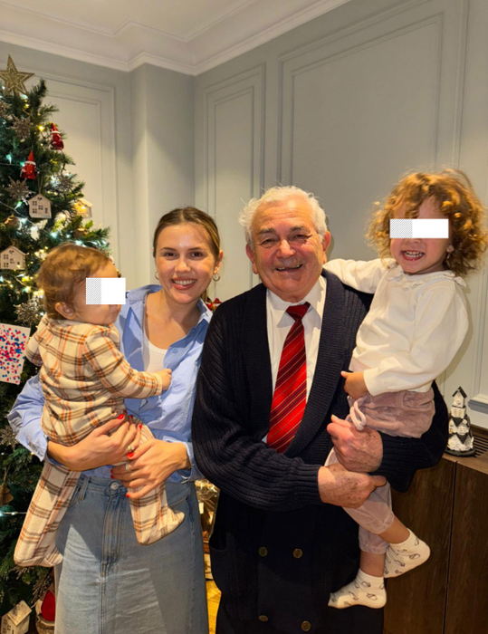 Emily Burghelea, mărturisiri despre întâmplarea de Crăciun care i-a rămas în minte. sursă - arhivă personală