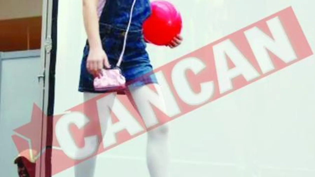 Fetele lui Emil Boc s-au facut manechine