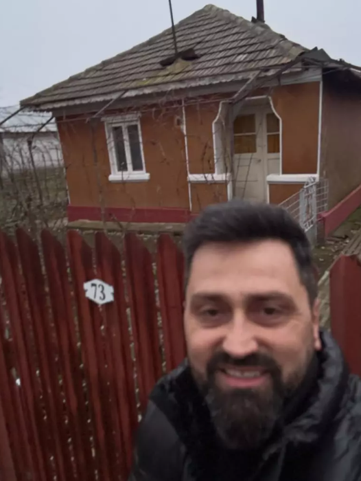 Cum arată casa în care Orlando Zaharia a crescut. Locuința de la țară se află în Ialomița