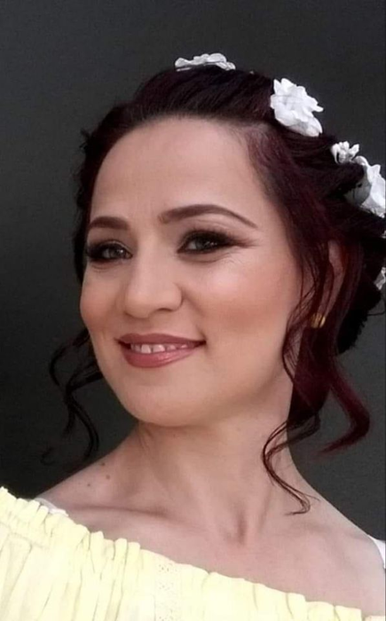Mesajul emoționant al Nicoletei Voicu pentru mama ei: ”Ți-aș face chipul o icoană…” + Imagini de colecție cu artista când era mică