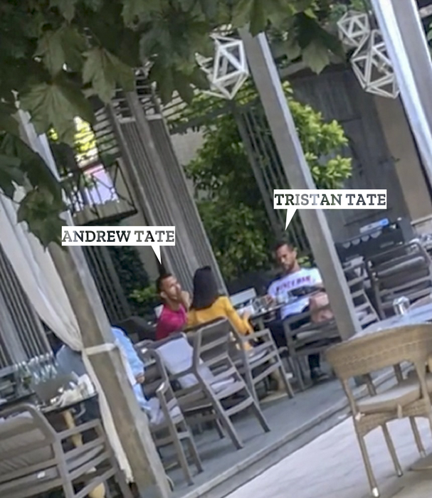 ”Frumușelul” Biancăi alături de o tânără sexy la o cafenea de fițe din Capitală