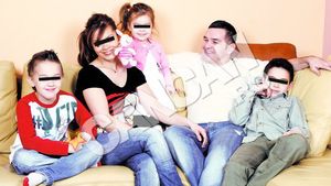 "Mosu'" a implinit 42 de ani. Doroftei, inmuiat de ziua lui de felicitarile copiilor