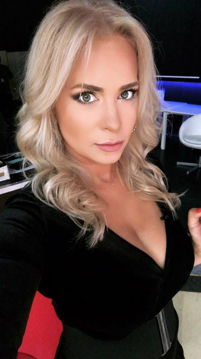 Paula Chirilă “s-a luptat” cu Andreea Mantea ca să îi ia locul Biancăi Drăgușanu la “Te cunosc de undeva”. Sursa foto: Facebook