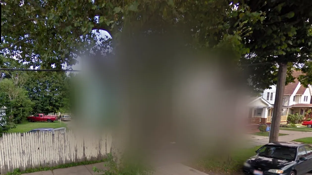 Această casă apare blurată pe Google Maps, iar motivul îți va da fiori! Ce s-a întâmplat aici, de fapt