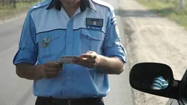 Ce vrei, mă’, boschetare? Ce a făcut un polițist român după ce a oprit în trafic o mașină decapotabilă, condusă de un șofer arogant