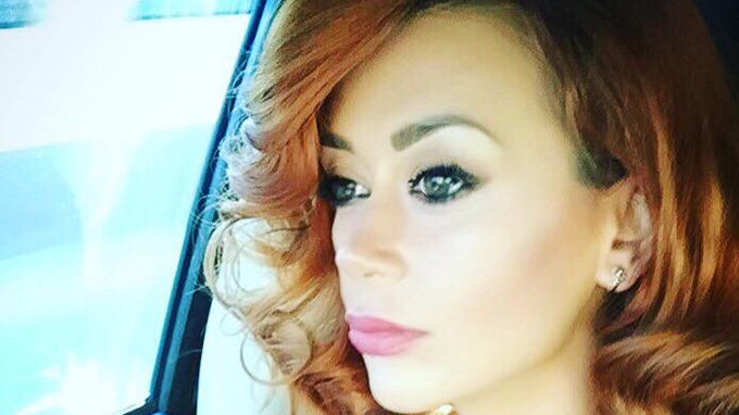 DENISA de la BAMBI şi-a etalat trupul la plajă! Cum arată în costum de baie