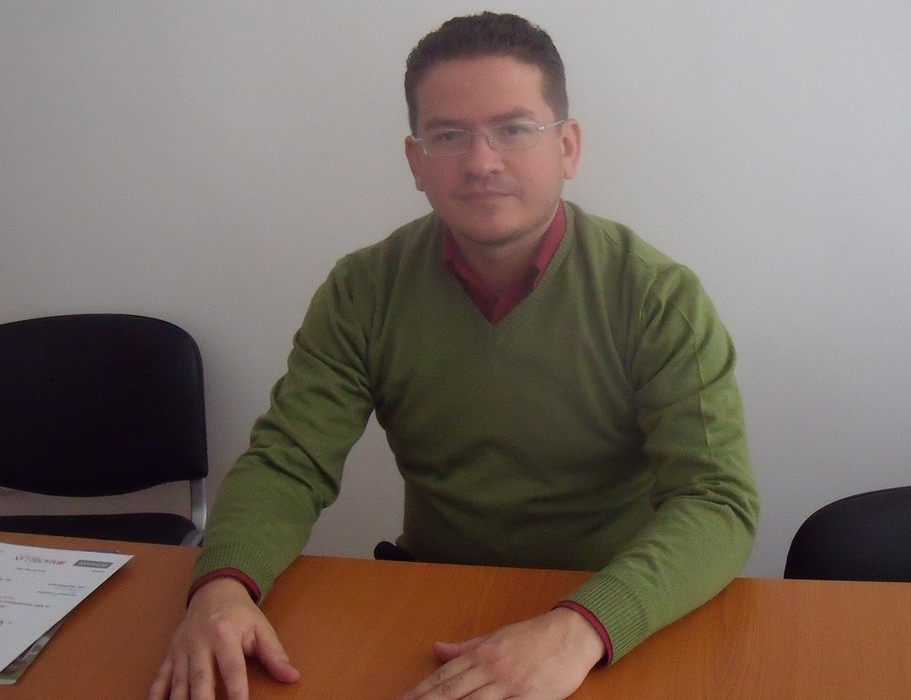 Directorul Ionuţ Burlan spune că profesorii care lucrează cu deţinuţii fac "mucenicie"