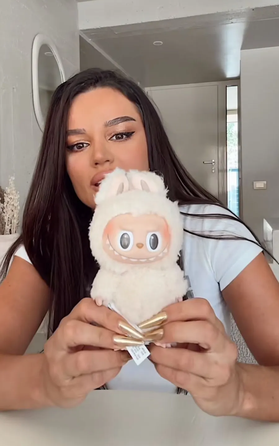 Claudia Iosif, aka Babs, scandal din cauza păpușilor Labubu. sursă - social media.