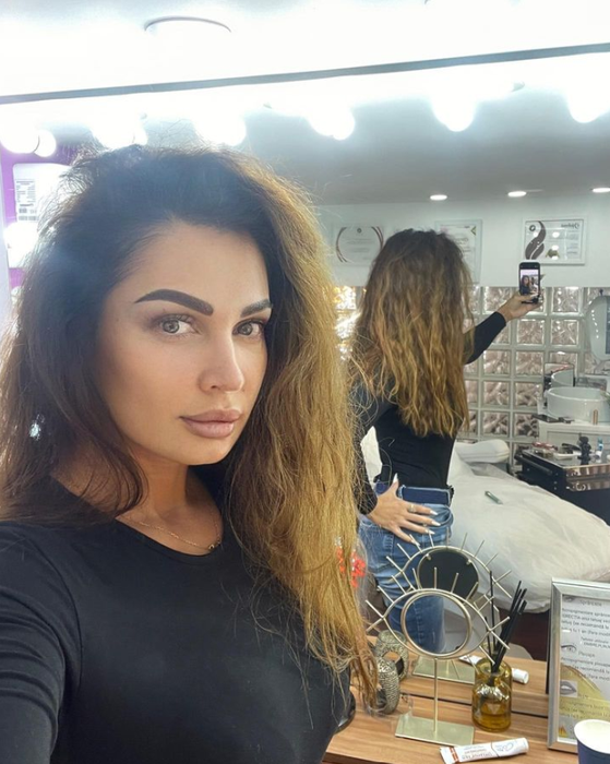 Are curaj! Cum arată Nicoleta Luciu fără niciun strop de machiaj, la 42 de ani