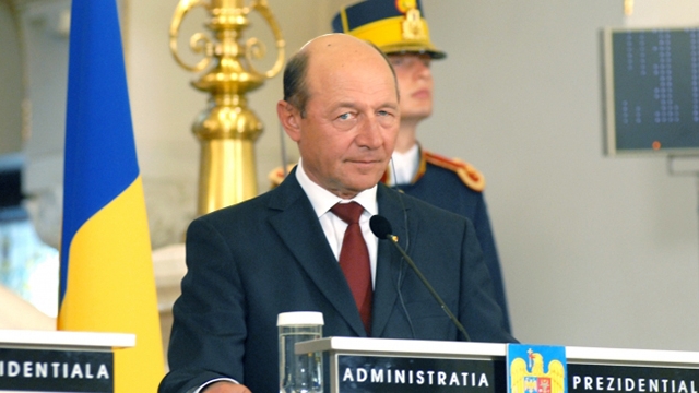Noii ministrii ai Cabinetului Ponta au depus juramantul! Traian Basescu i-a atacat dur pe Pop si Campeanu
