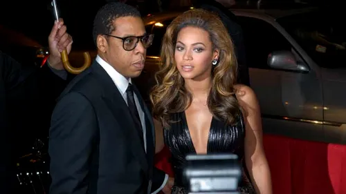 Sase premii Grammy si o declaratie de dragoste! Beyonce l-a uimit pe Jay-Z cu un te iubesc in public!