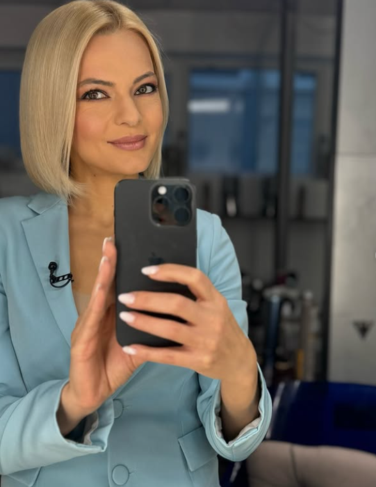 Ea trezește România la PRO TV, soțul anchetează cele mai grele dosare! Cum arată, de fapt, viața de familie a Laviniei Petrea: ”Frământări, frustrări…”