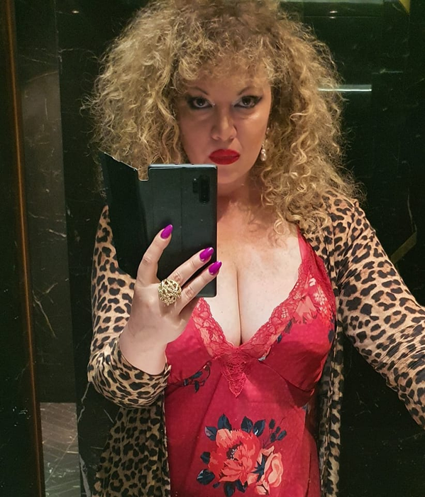 Oana Lis, dezvăluiri dureroase despre lupta cu depresia: „Am încercat absolut orice ca să mă fac bine”