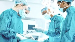 Diabetul de tip 2 se vindecă chirurgical, în Turcia. Ensar Duman: „Peste 6.000 de persoane diagnosticate cu diabet de tip 2 au fost operate în Istanbul, în ultimii 10 ani!”