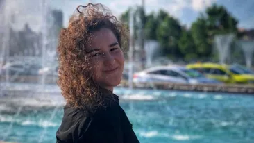 Povestea șocantă a Andreei, tânăra de 22 de ani din Rucăr, ucisă de coronavirus. Ignorată de autorități, fata s-a stins la opt zile după mama ei